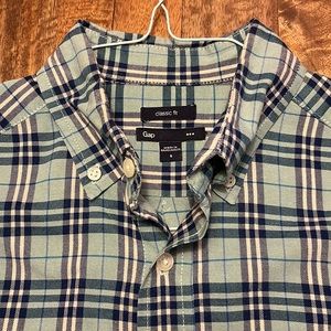 Gap Mens small button down